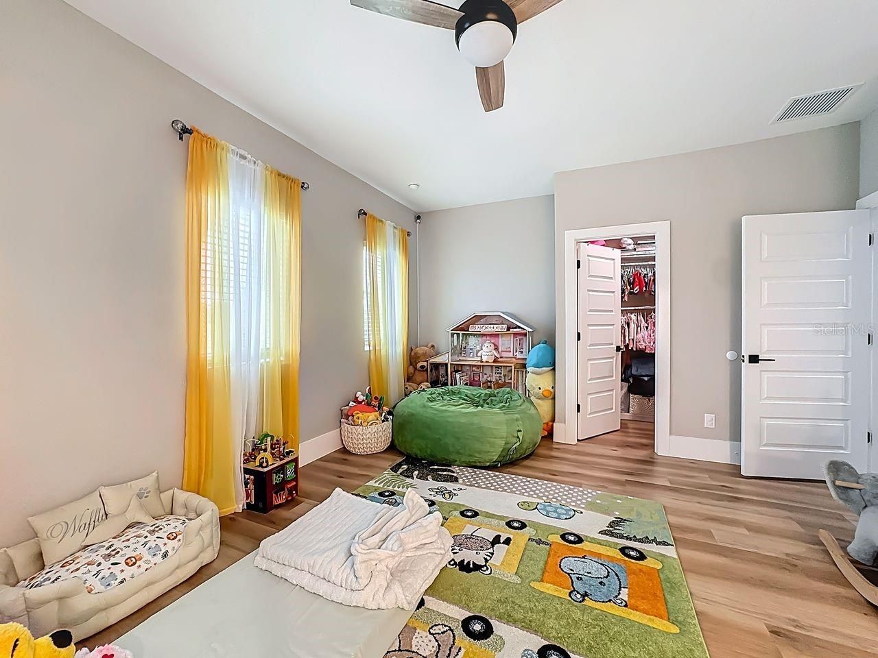 2720 S Shine Avenue, Orlando, FL 32806 Photo