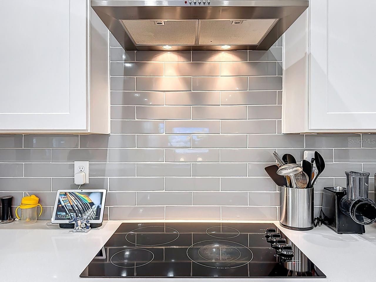 2720 S Shine Avenue, Orlando, FL 32806 Photo