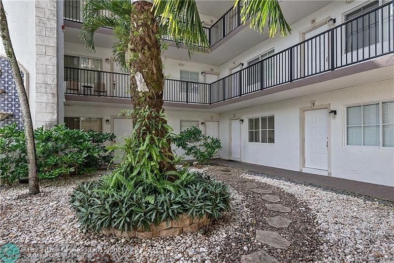 924 SE 2nd Street, Unit 3, Fort Lauderdale, FL 33301 Photo