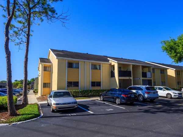 908 LAKE DESTINY ROAD, Unit E, ALTAMONTE SPRINGS, FL 32714