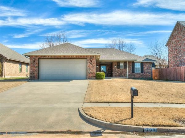 708 S Avery Drive, Moore, OK 73160