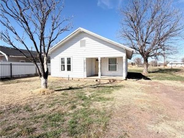 214 W Dorothy Street, Hollis, OK 73550