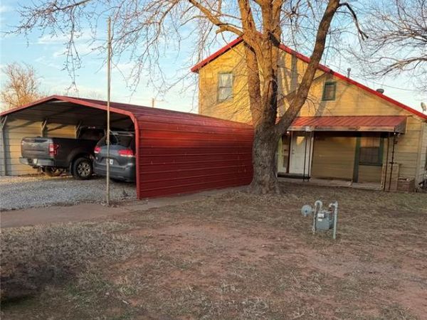 203 S Main Street, Carney, OK 74832