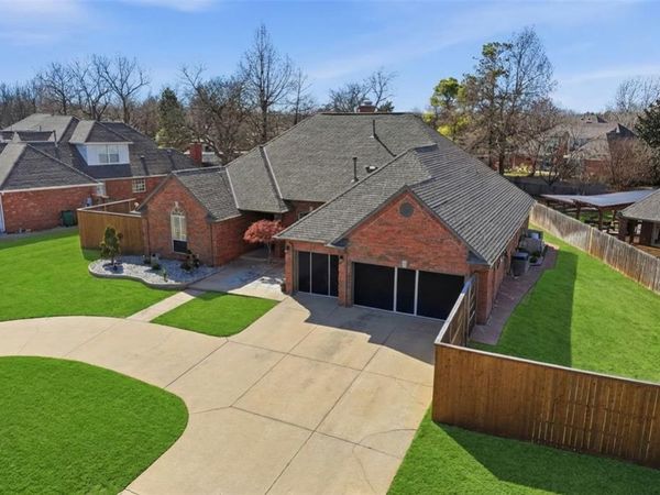 9817 Horseshoe Road, Oklahoma City, OK 73162