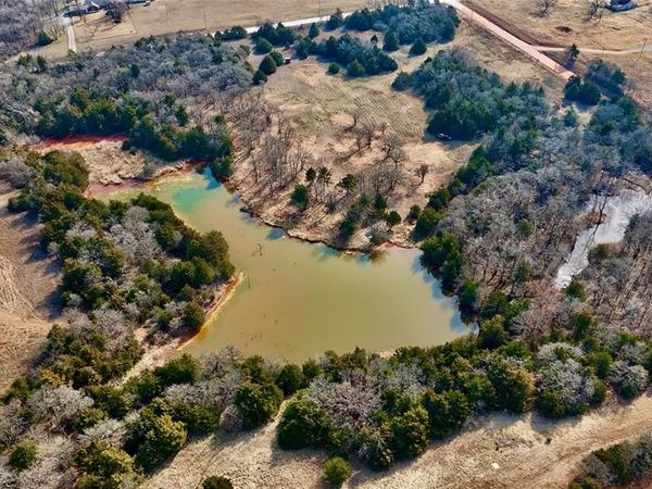 32 Casey Road, Carney, OK 74832