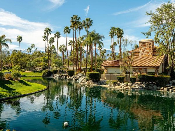 120 Willow Lake Drive, Palm Desert, CA 92260