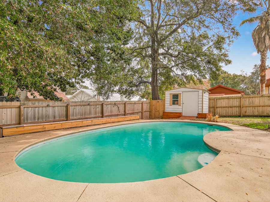 Property Image 43