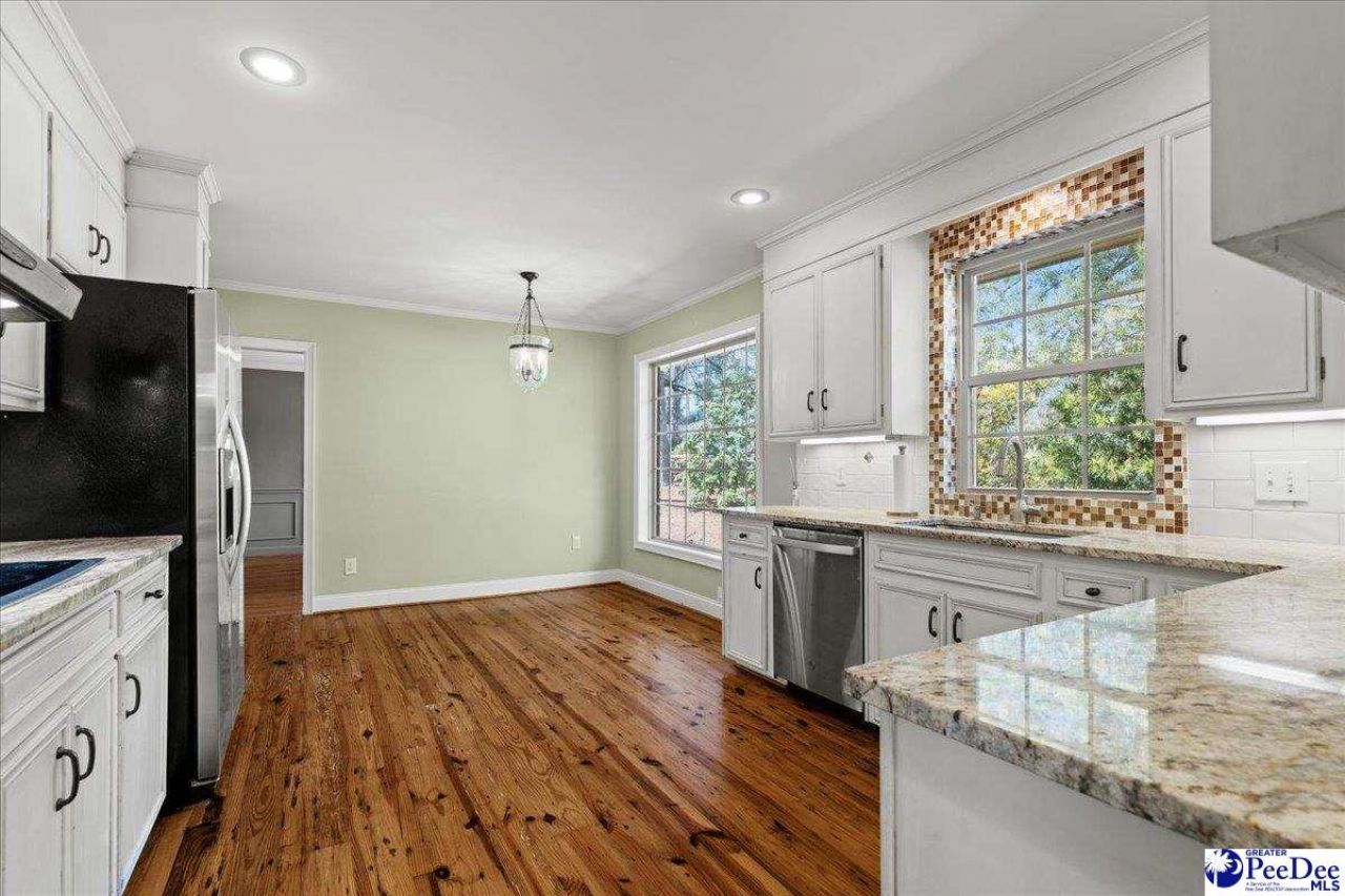 1018 Santee Dr. Photo 11