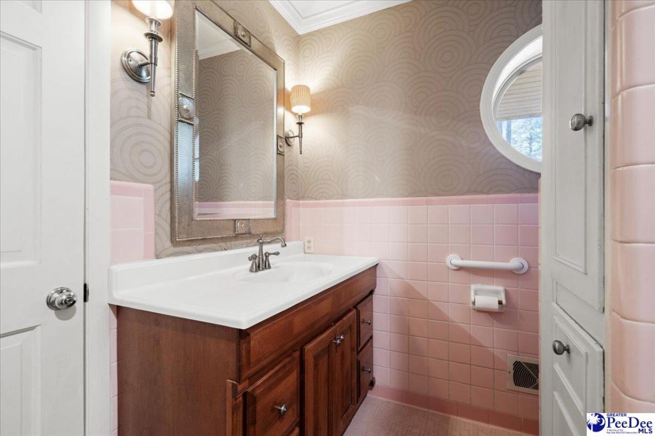 1018 Santee Dr. Photo 32