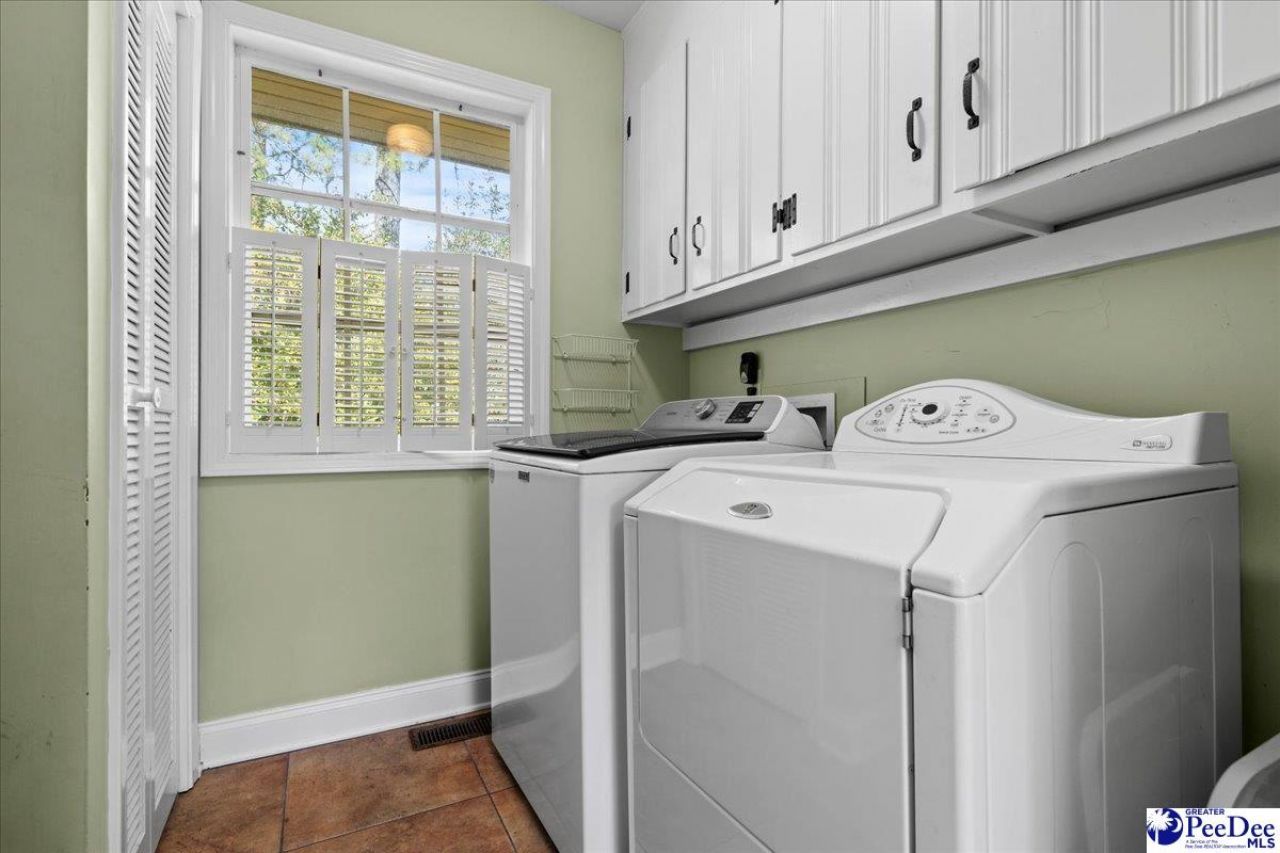 1018 Santee Dr. Photo 33