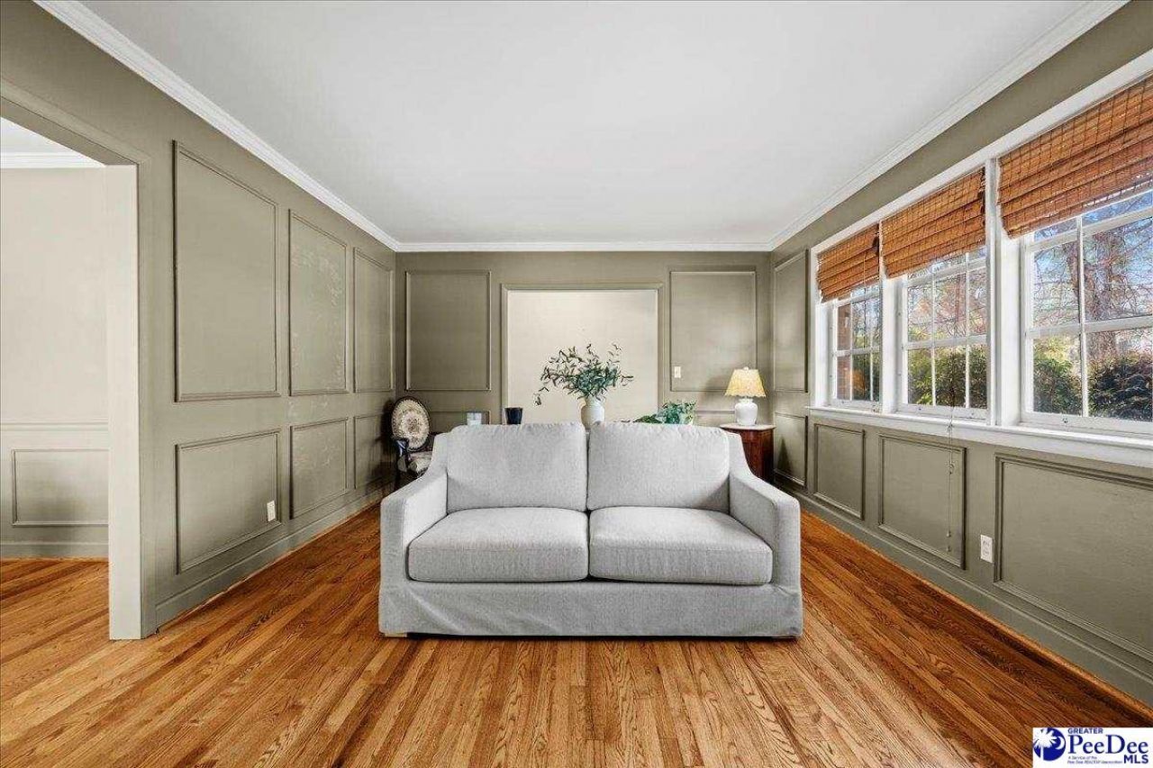 1018 Santee Dr. Photo 6