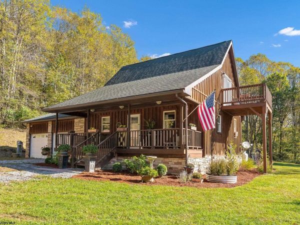 664 Rexroad Farm Road, Bruceton Mills, WV 26525