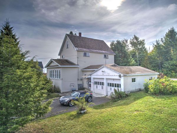 46 Stanton Avenue, South Range, MI 49963