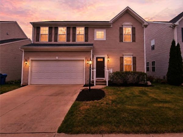 38446 Foxglen Avenue, Avon, OH 44011