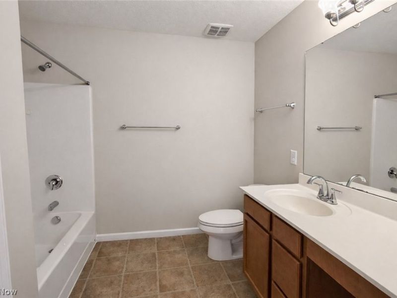 38446 Foxglen Avenue, Avon, OH 44011 Photo 23