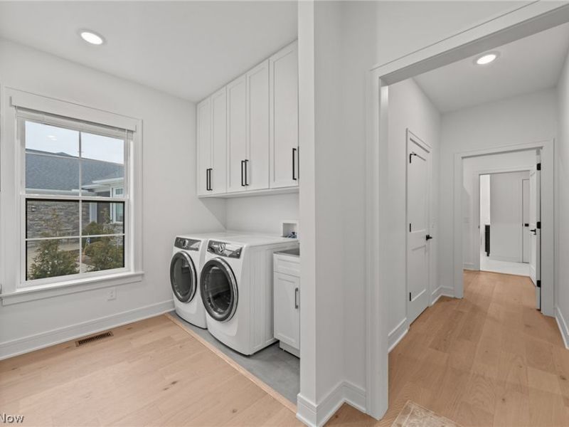 3525 Rembrandt Lane, Cleveland, OH 44124 Photo 20