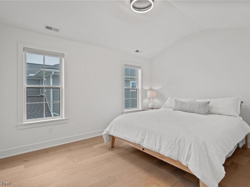 3525 Rembrandt Lane, Cleveland, OH 44124 Photo 25