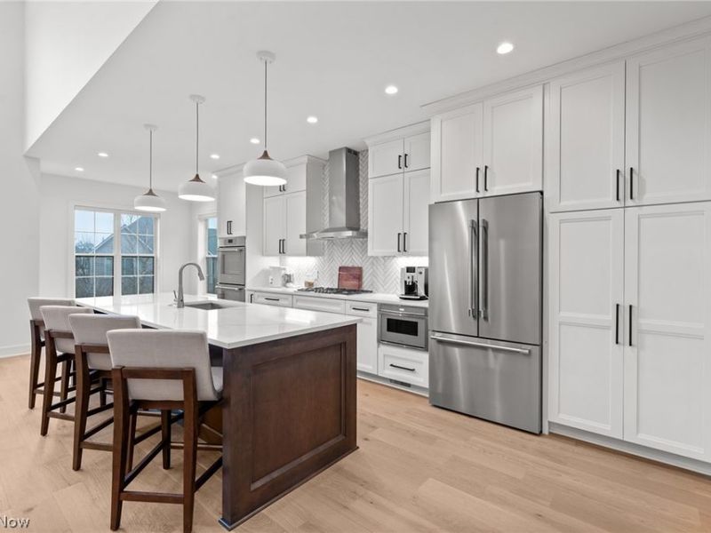 3525 Rembrandt Lane, Cleveland, OH 44124 Photo 9