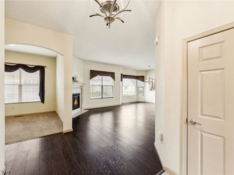 38778 Renwood Avenue, Avon, OH 44011 Photo 2