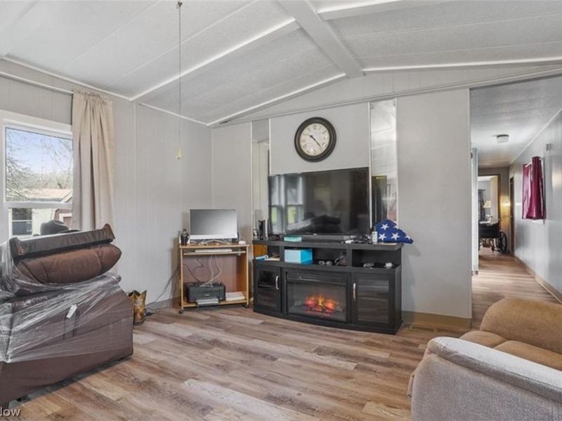 7443 Spillway, Unit 73, Lisbon, OH 44423 Photo 4