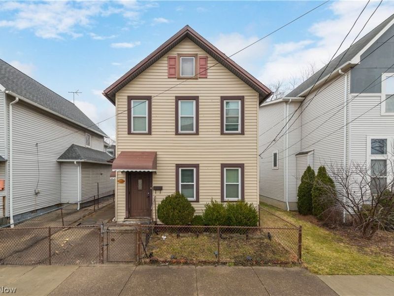 2051 W 18 Street, Cleveland, OH 44113 Photo 1