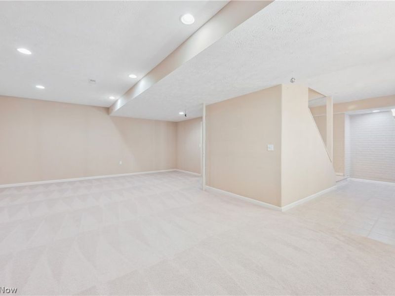 1693 Elm Drive, Avon, OH 44011 Photo 32