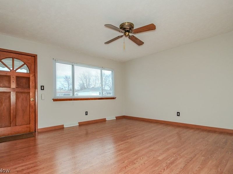 1842 Eldon Drive, Wickliffe, OH 44092 Photo 2