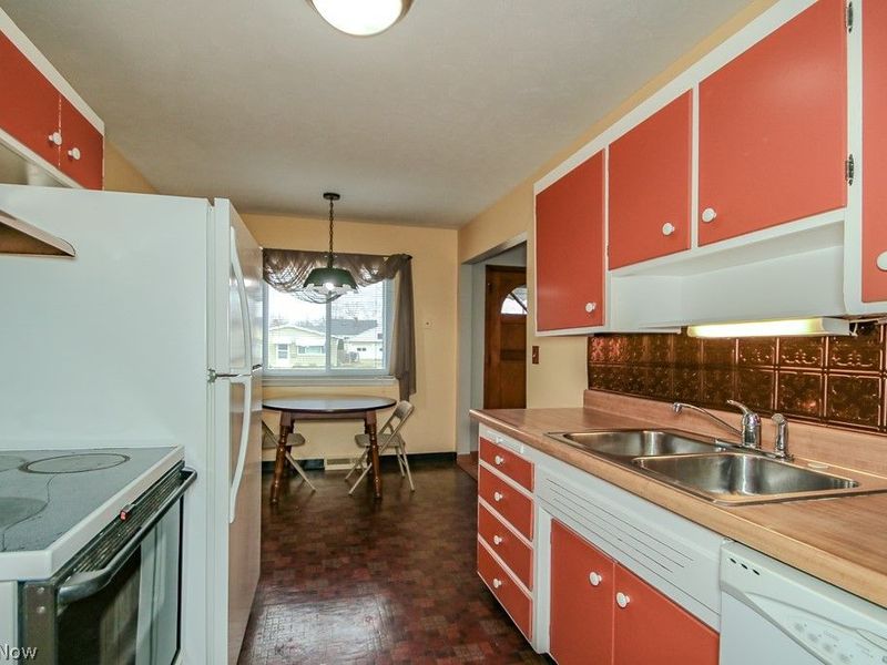 1842 Eldon Drive, Wickliffe, OH 44092 Photo 9