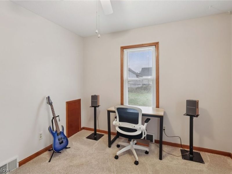 365 Larkin Avenue, Akron, OH 44305 Photo 18