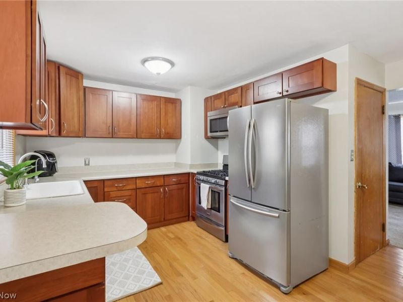 365 Larkin Avenue, Akron, OH 44305 Photo 9