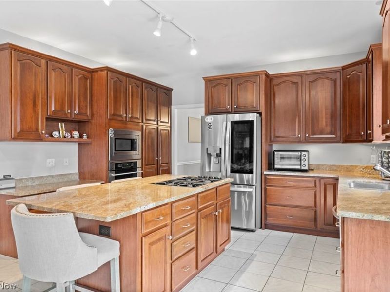 39700 Alsace Court, Solon, OH 44139 Photo 25