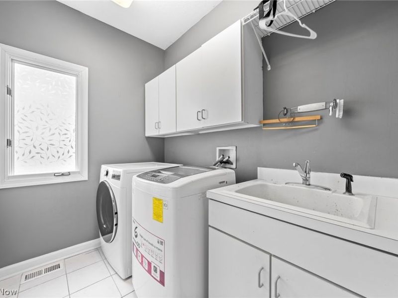 39700 Alsace Court, Solon, OH 44139 Photo 31