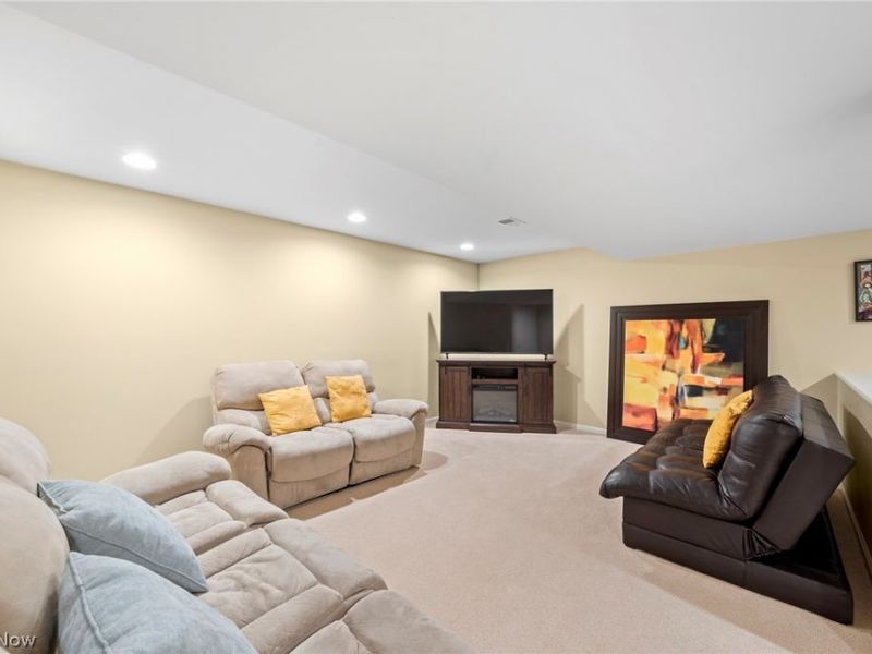 39700 Alsace Court, Solon, OH 44139 Photo 48