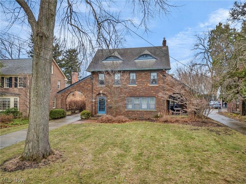 20791 Lake Road, Rocky River, OH 44116 Photo 2