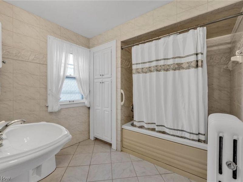 20791 Lake Road, Rocky River, OH 44116 Photo 28