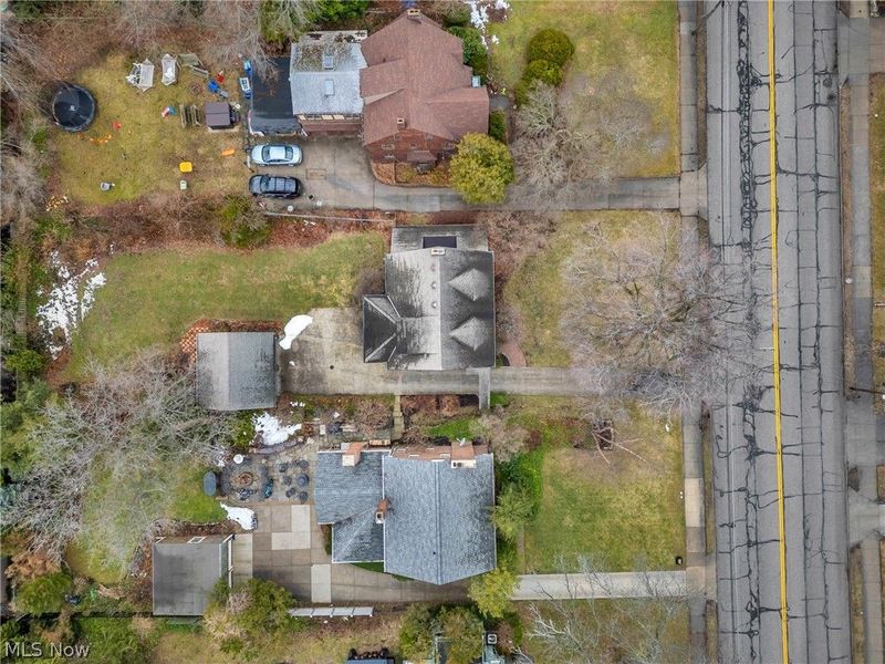 20791 Lake Road, Rocky River, OH 44116 Photo 3