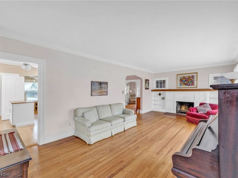 20791 Lake Road, Rocky River, OH 44116 Photo 5