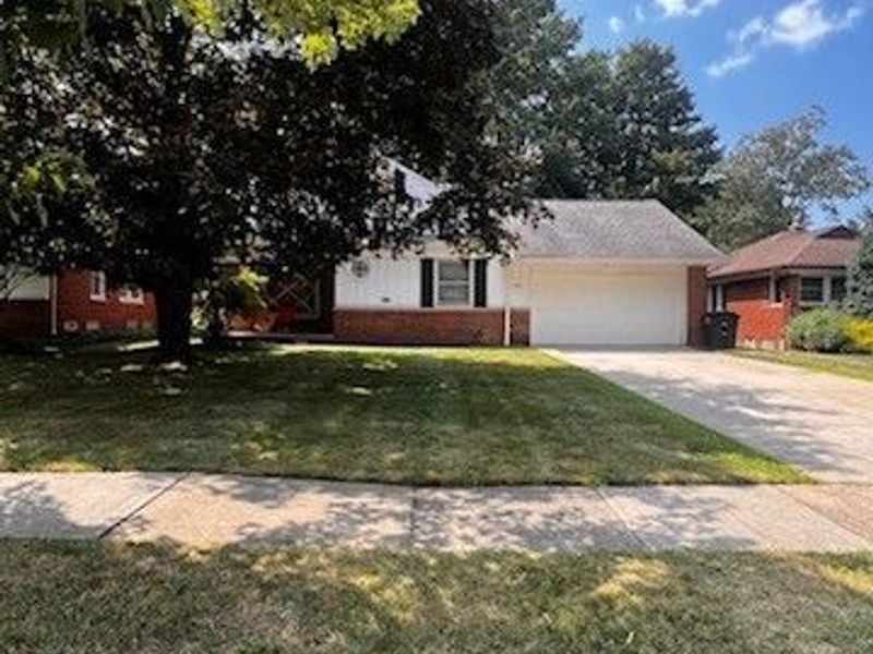 1192 Blanchester Road, Lyndhurst, OH 44124 Photo 1