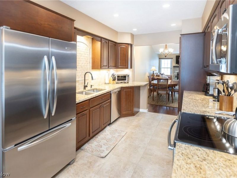 840 Hamlet Lane, Unit A2, Westlake, OH 44145 Photo 18