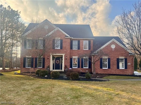 1010 Orchard Lane, Broadview Heights, OH 44147