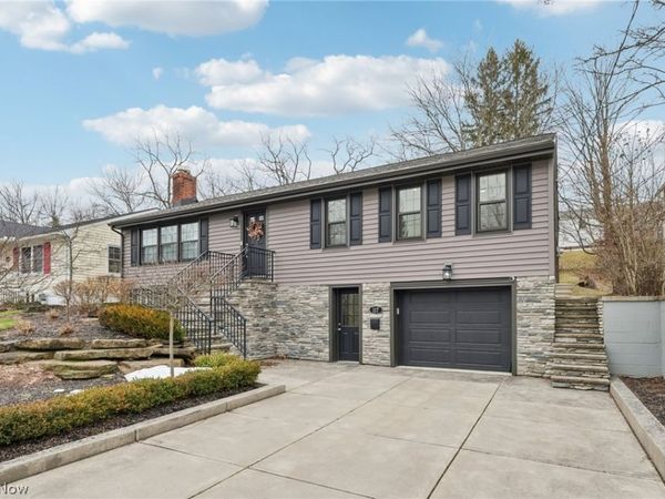 117 E Cottage Street, Chagrin Falls, OH 44022