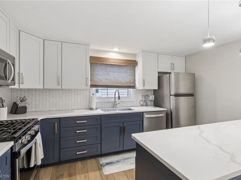 117 E Cottage Street, Chagrin Falls, OH 44022 Photo 4