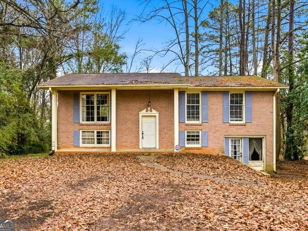 6950 Knollwood Drive, Morrow, GA 30260