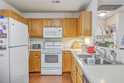 139 Coosawatchie Street photo 4