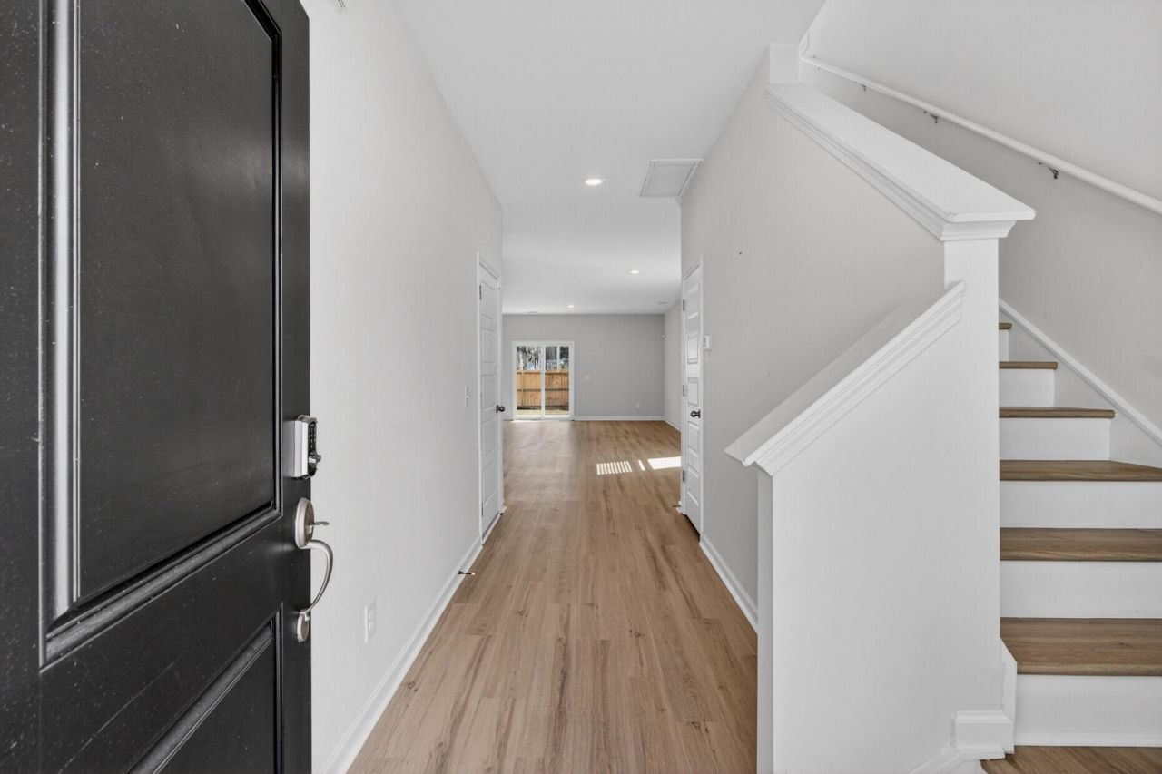 432 Minim Street Photo 18