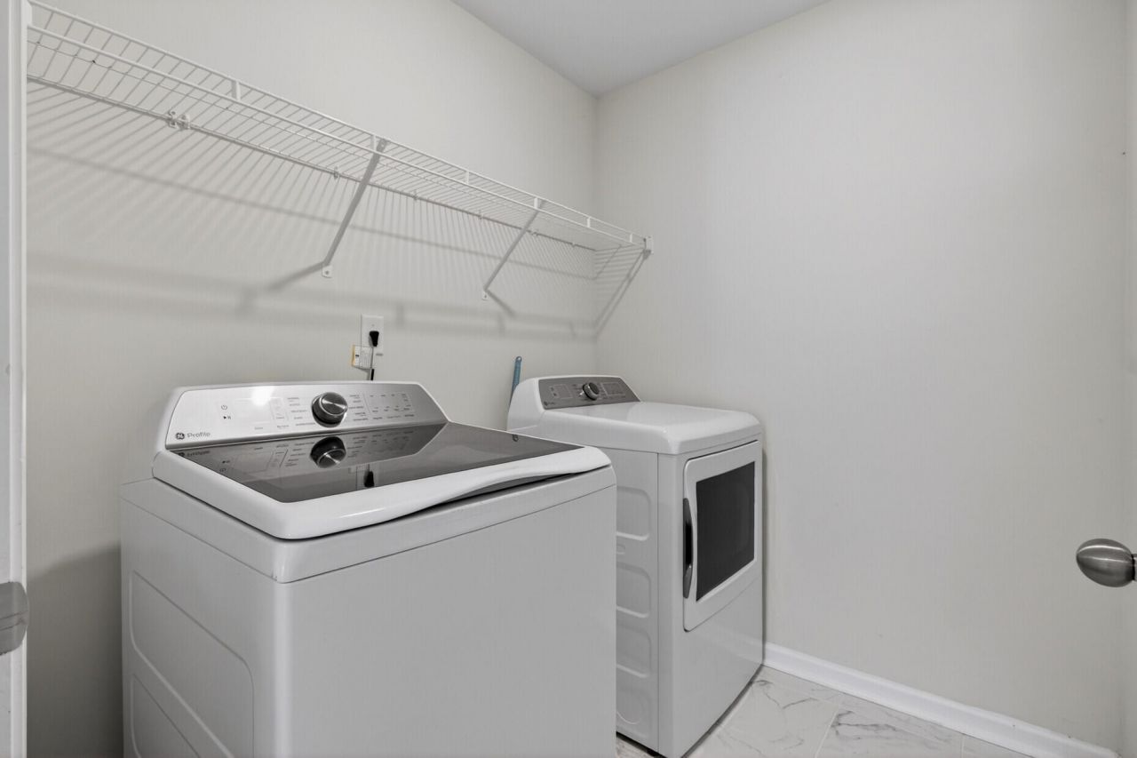 432 Minim Street Photo 29