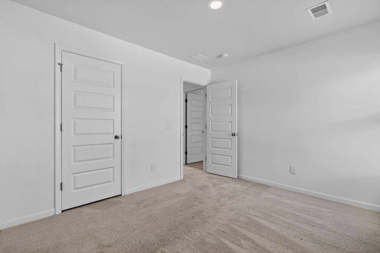 432 Minim Street Photo 31