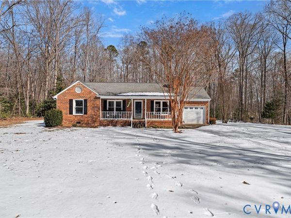 911 Hallsboro Road, Midlothian, VA 23112
