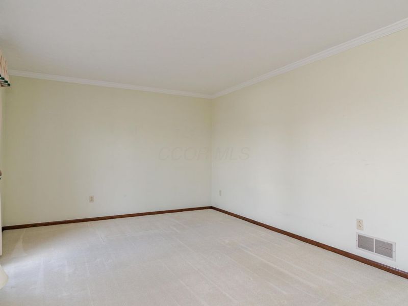 1685 Becket Avenue, Columbus, OH 43235 Photo 15