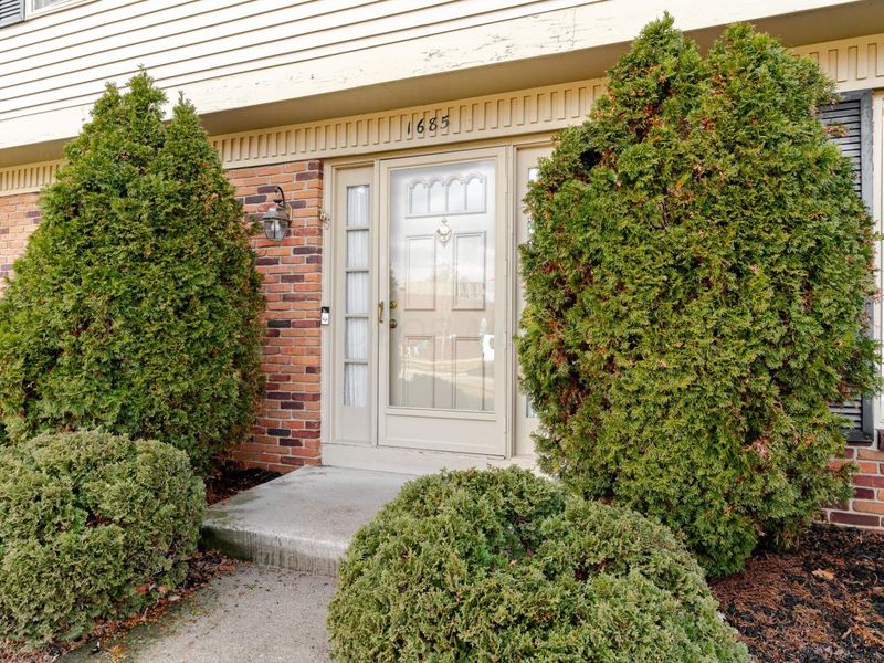 1685 Becket Avenue, Columbus, OH 43235 Photo 2